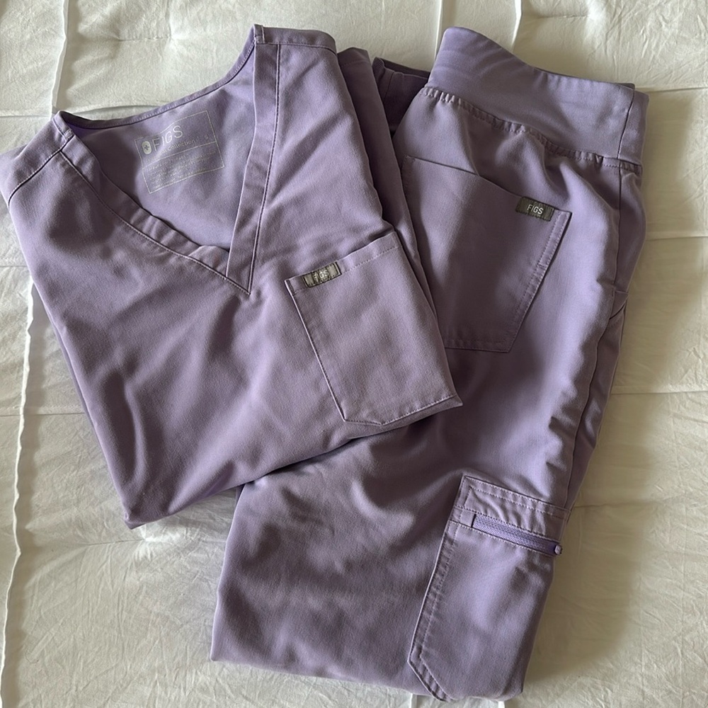 Figs scrub set